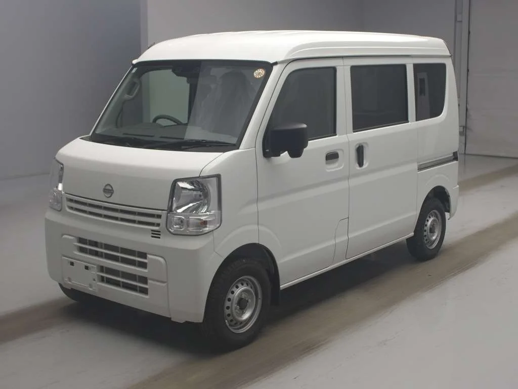 Nissan NV100 Clipper DR17V 2026